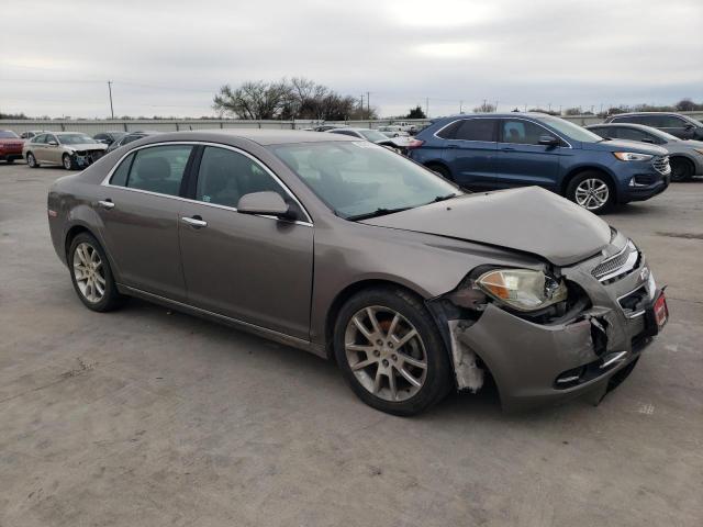 1G1ZE5E17BF350533 - 2011 CHEVROLET MALIBU LTZ თაფლისფერი ფოტო 4