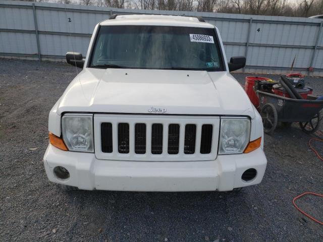 1J8HG48K86C342565 - 2006 JEEP COMMANDER WHITE photo 5