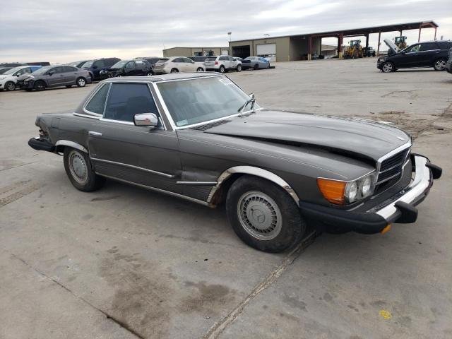 WDBBA45A0EA000028 - 1984 MERCEDES-BENZ 380 SL GRAY photo 4