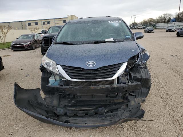 5TDKK3DC7ES510908 - 2014 TOYOTA SIENNA LE BLUE photo 5