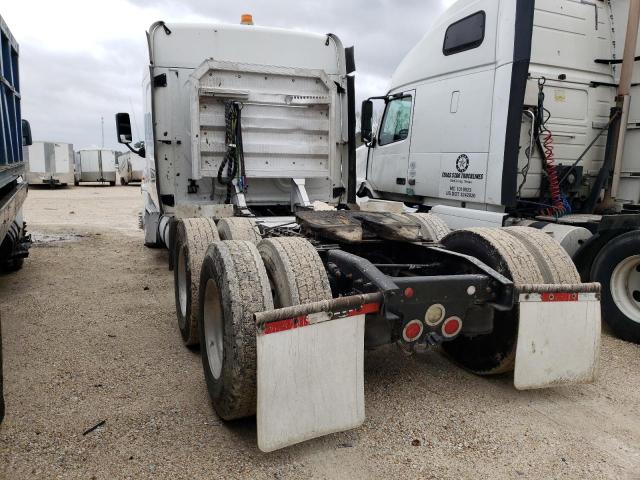 3AKJGLDR6HSHW0681 - 2017 FREIGHTLINER CASCADIA 1 WHITE photo 2