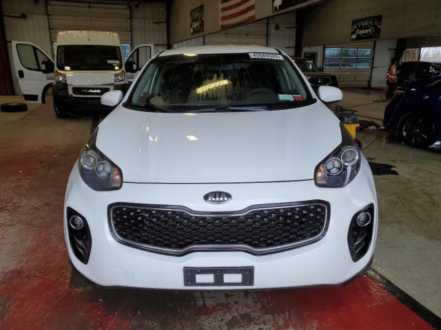 KNDPMCAC4J7489511 - 2018 KIA SPORTAGE LX WHITE photo 5