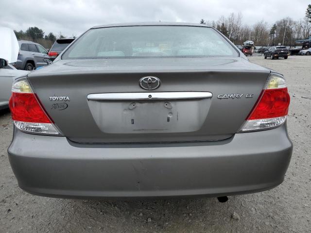 4T1BE32K05U563538 - 2005 TOYOTA CAMRY LE GRAY photo 6