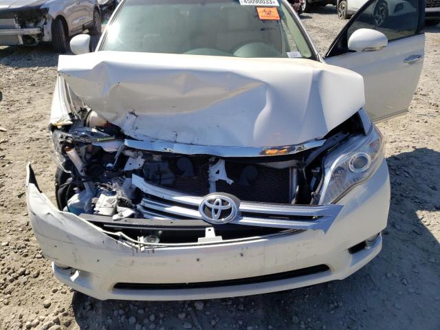 4T1BK3DB2BU428613 - 2011 TOYOTA AVALON BASE WHITE photo 11