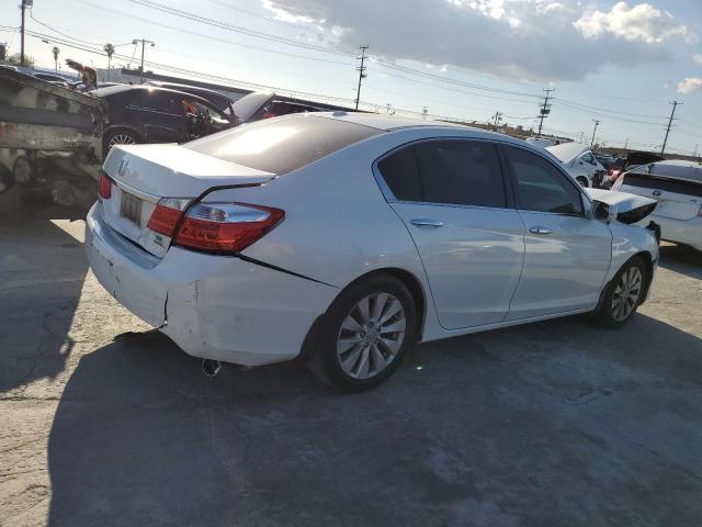 1HGCR3F91FA004668 - 2015 HONDA ACCORD TOURING WHITE photo 3