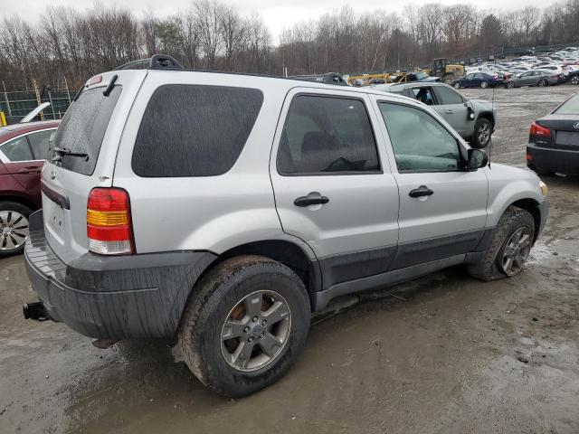 1FMYU93185DA09640 - 2005 FORD ESCAPE XLT SILVER photo 3