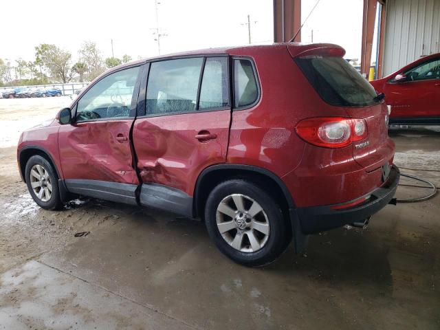 WVGBV7AX7AW001879 - 2010 VOLKSWAGEN TIGUAN SE RED photo 2