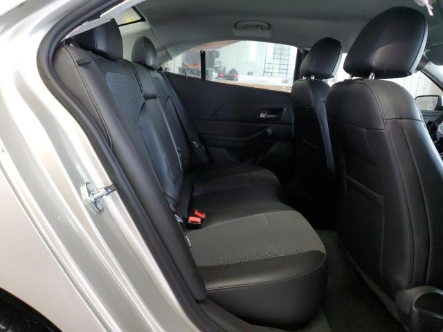 1G11C5SL2FF321990 - 2015 CHEVROLET MALIBU 1LT 金色 照片 10