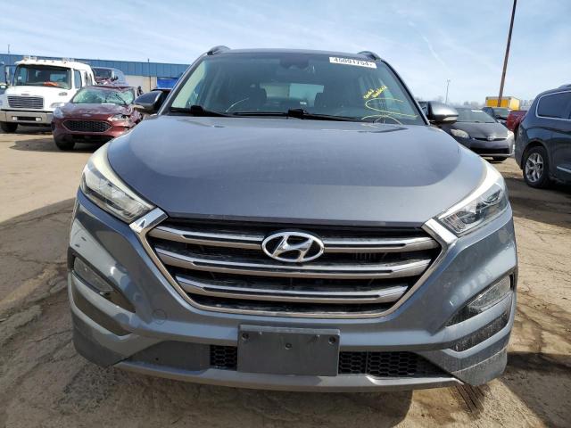 KM8J3CA21GU109062 - 2016 HYUNDAI TUCSON LIMITED GRAY photo 5