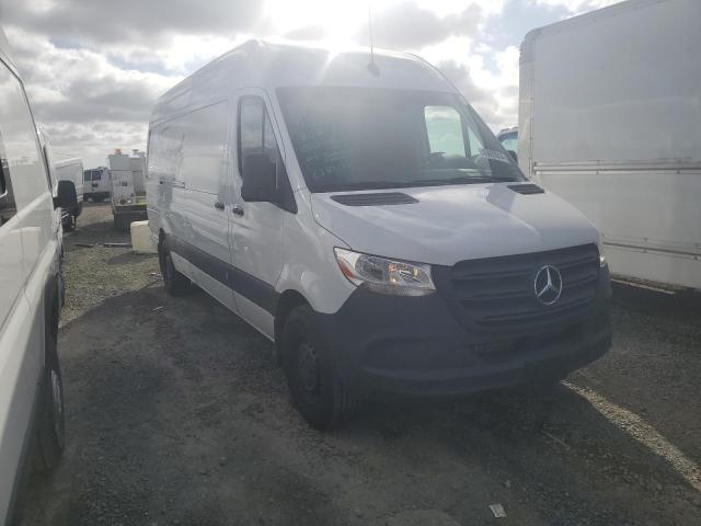 W1W4KCHY9PT122165 - 2023 MERCEDES-BENZ SPRINTER 2500 WHITE photo 4