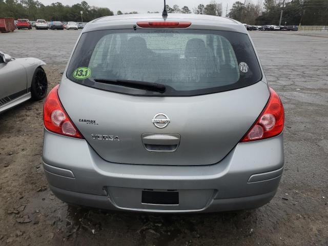 3N1BC1CP9AL450798 - 2010 NISSAN VERSA S GRAY photo 6