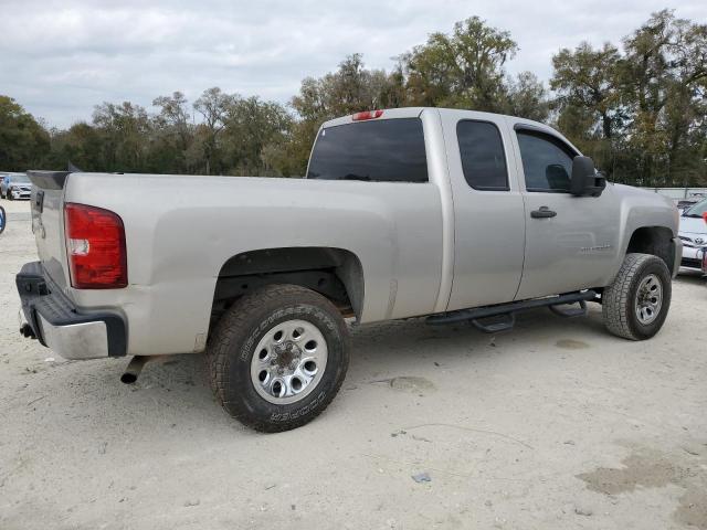 2GCEC19J481284764 - 2008 CHEVROLET SILVERADO C1500 SILVER photo 3