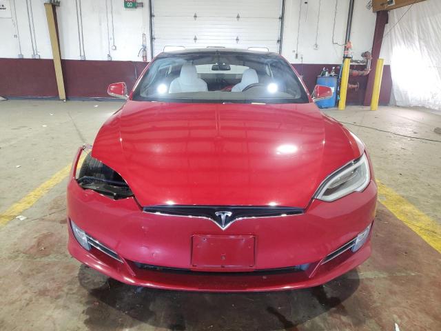 5YJSA1E21JF295036 - 2018 TESLA MODEL S RED photo 5
