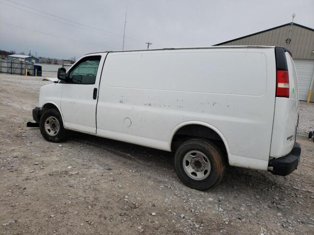 1GCWGFBG8E1189260 - 2014 CHEVROLET EXPRESS G2 WHITE photo 2