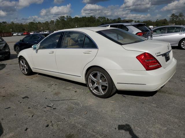 WDDNG7DB7DA529537 - 2013 MERCEDES-BENZ S 550 WHITE photo 2