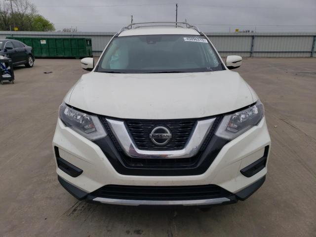 JN8AT2MT5KW250656 - 2019 NISSAN ROGUE S WHITE photo 5