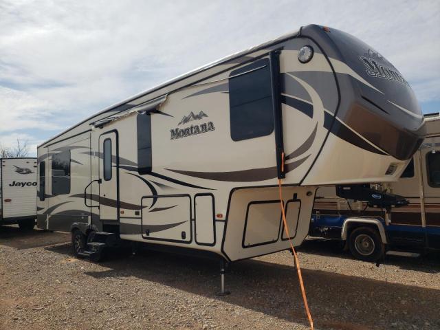 4YDF31021F4701962 - 2015 KEYSTONE MONTANA WHITE photo 1