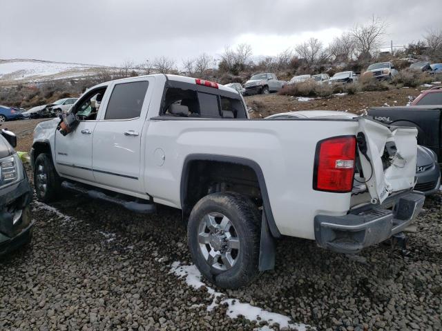 1GT42XCYXJF229032 - 2018 GMC SIERRA K3500 SLT WHITE photo 2