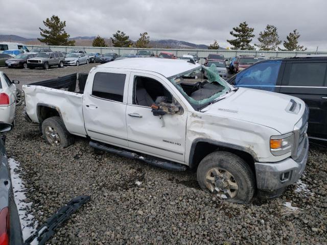 1GT42XCYXJF229032 - 2018 GMC SIERRA K3500 SLT WHITE photo 4