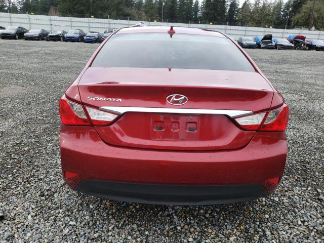 5NPEB4AC2EH839044 - 2014 HYUNDAI SONATA GLS RED photo 6