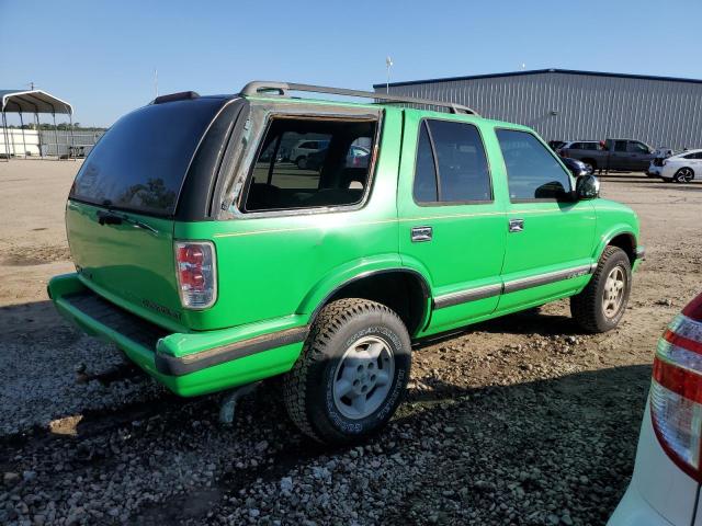 1GNDT13WXV2229318 - 1997 CHEVROLET BLAZER GREEN photo 3