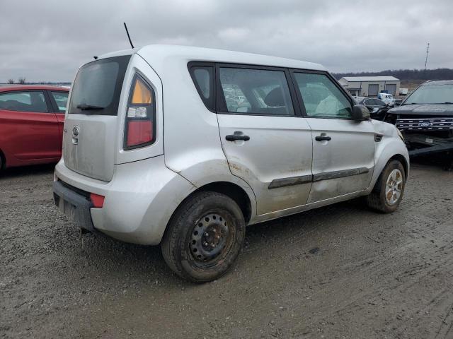 KNDJT2A18B7311538 - 2011 KIA SOUL SILVER photo 3