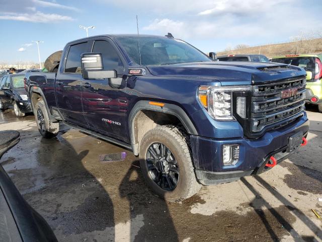 1GT49PEY2NF137802 - 2022 GMC SIERRA K2500 AT4 BLUE photo 4