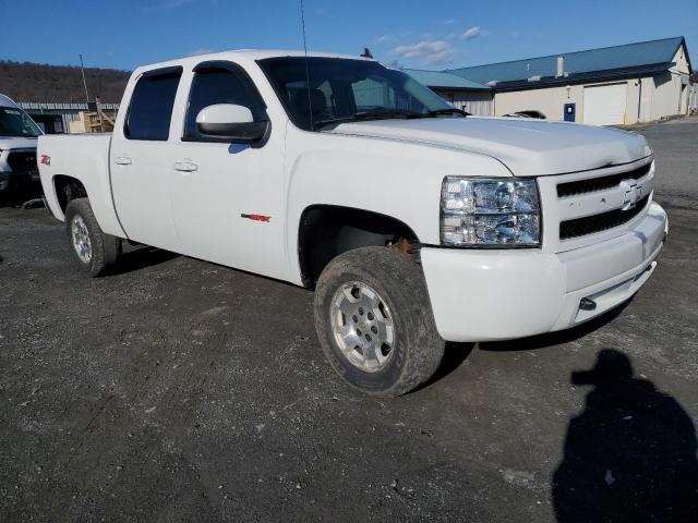 3GCEK13Y48G182588 - 2008 CHEVROLET SILVERADO K1500 WHITE photo 4