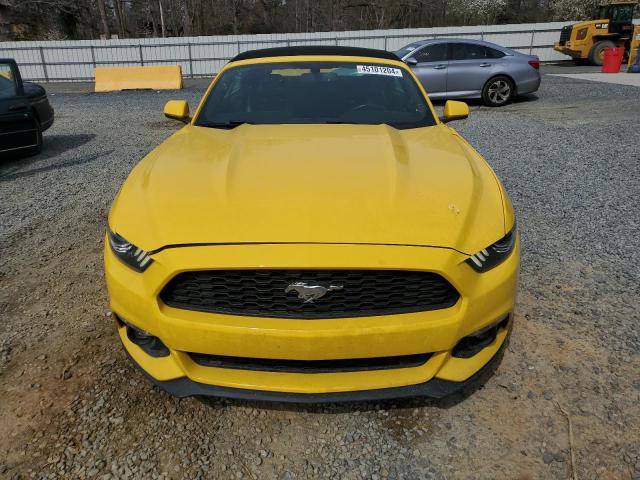 1FATP8UH1G5268498 - 2016 FORD MUSTANG YELLOW photo 5