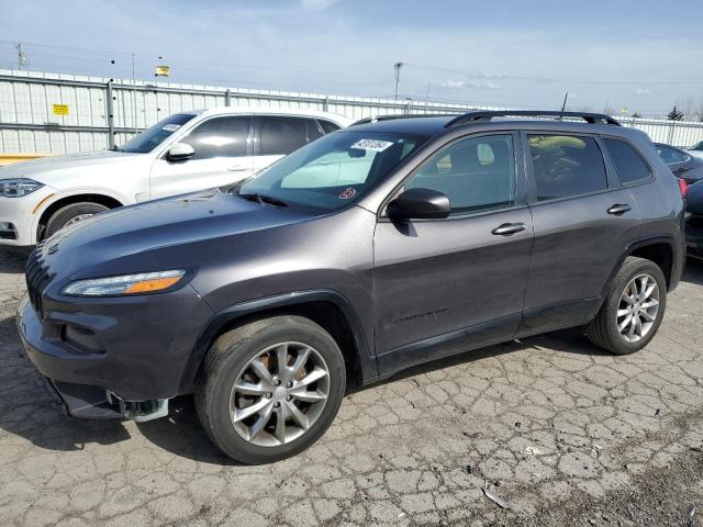 1C4PJLCB6JD587941 - 2018 JEEP CHEROKEE LATITUDE GRAY photo 1