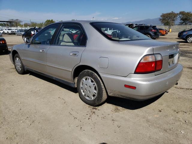 1HGCD5684TA134232 - 1996 HONDA ACCORD DX 25TH ANNIVERSARY TAN photo 2