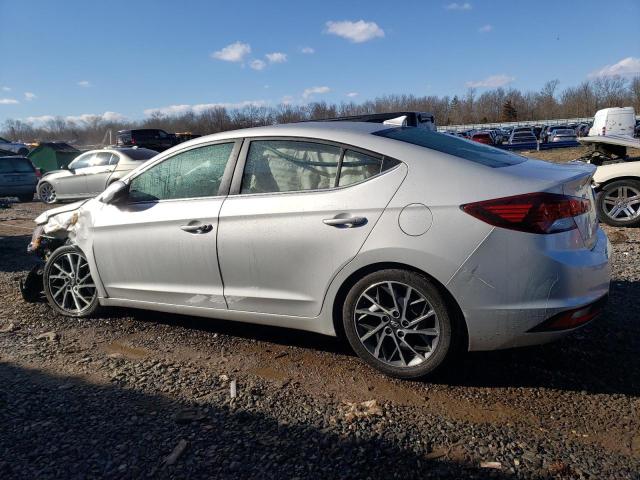 5NPD84LF8KH452124 - 2019 HYUNDAI ELANTRA SEL SILVER photo 2