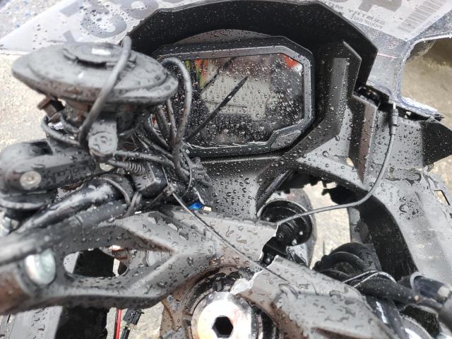 ML5EXER17SDAE6861 - 2025 KAWASAKI EX650 R Қара фото 7