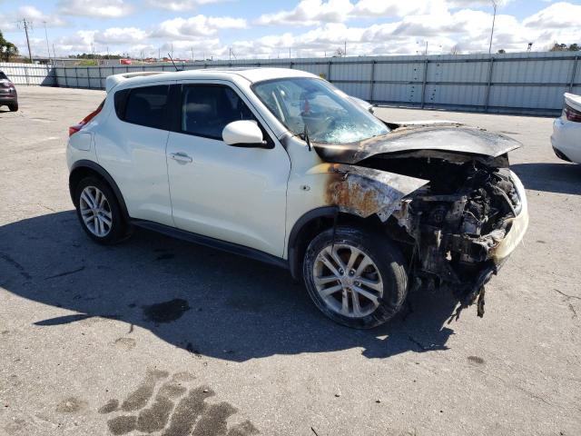 JN8AF5MR3CT114767 - 2012 NISSAN JUKE S WHITE photo 4