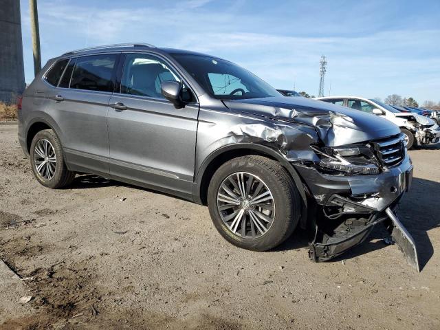 3VV3B7AX9KM012662 - 2019 VOLKSWAGEN TIGUAN SE GRAY photo 4