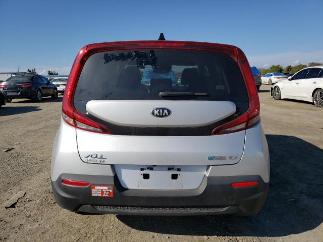 KNDJ33AU3M7749306 - 2021 KIA SOUL EX SILVER photo 6