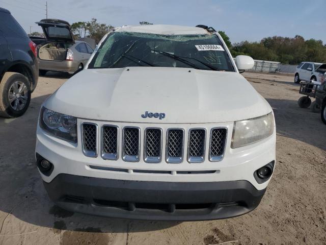 1C4NJCEA7GD735826 - 2016 JEEP COMPASS LATITUDE WHITE photo 5