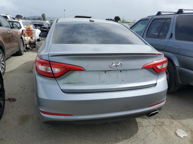 5NPE24AF4FH003103 - 2015 HYUNDAI SONATA SE GRAY photo 6