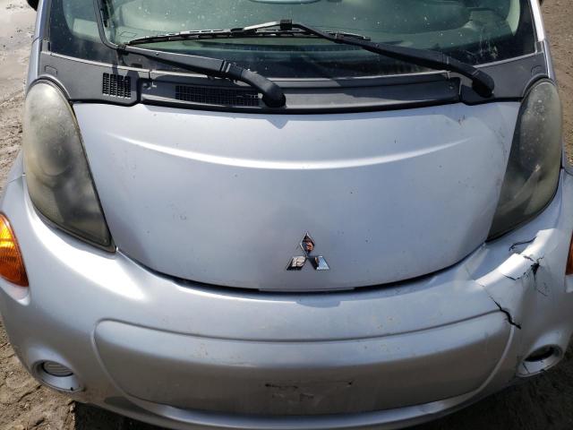 JA3215H15CU008932 - 2012 MITSUBISHI I MIEV ES SILVER photo 11