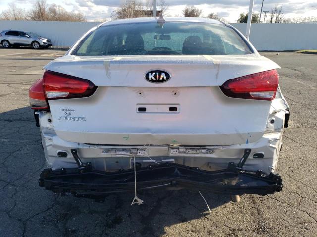 3KPFK4A74JE238420 - 2018 KIA FORTE LX SILVER photo 6