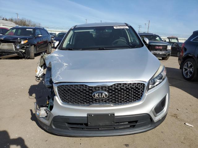 5XYPG4A37GG163680 - 2016 KIA SORENTO LX SILVER photo 5