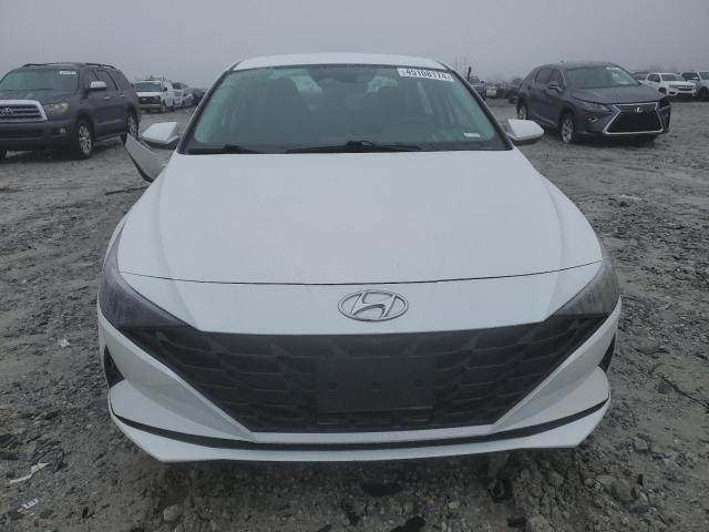 5NPLL4AG4MH049895 - 2021 HYUNDAI ELANTRA SE WHITE photo 5