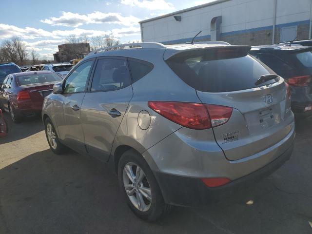 KM8JUCAC2DU764767 - 2013 HYUNDAI TUCSON GLS GRAY photo 2