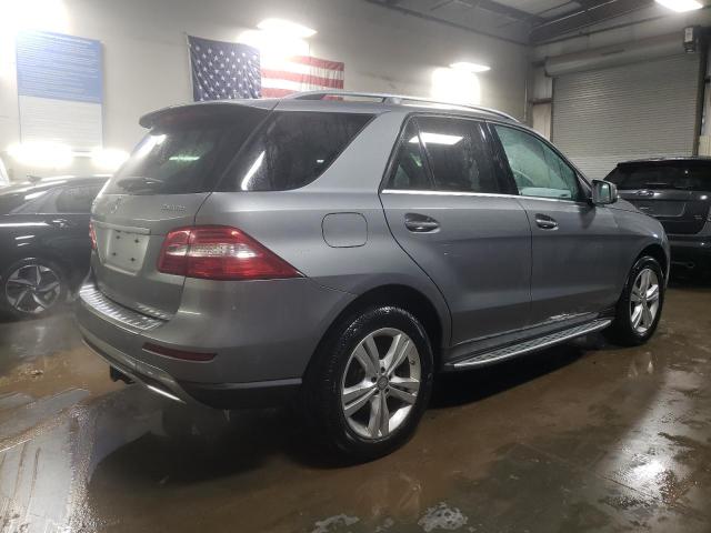 4JGDA5HB0FA619388 - 2015 MERCEDES-BENZ ML 350 4MATIC GRAY photo 3