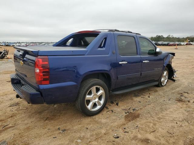 3GNMCFE09DG301864 - 2013 CHEVROLET AVALANCHE LT BLUE photo 3