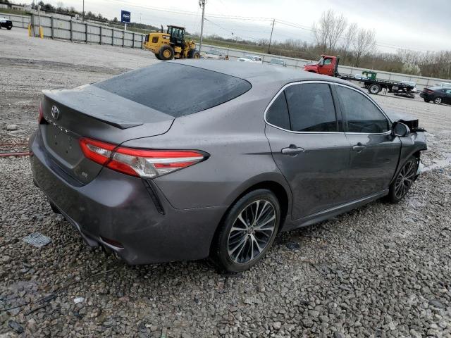 4T1B11HK0JU060156 - 2018 TOYOTA CAMRY L GRAY photo 3