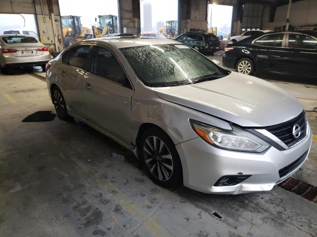 1N4AL3AP2GC210929 - 2016 NISSAN ALTIMA 2.5 SILVER photo 4