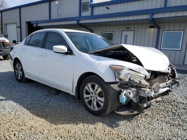 1HGCP2F4XAA142738 - 2010 HONDA ACCORD LXP WHITE photo 4