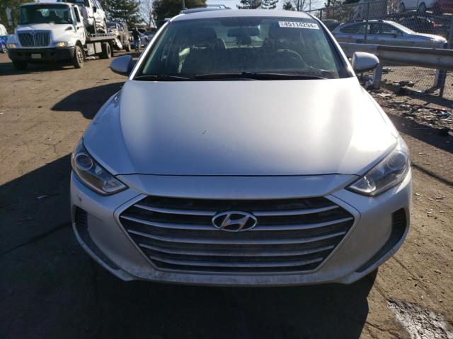 5NPD84LF9JH240802 - 2018 HYUNDAI ELANTRA SEL SILVER photo 5