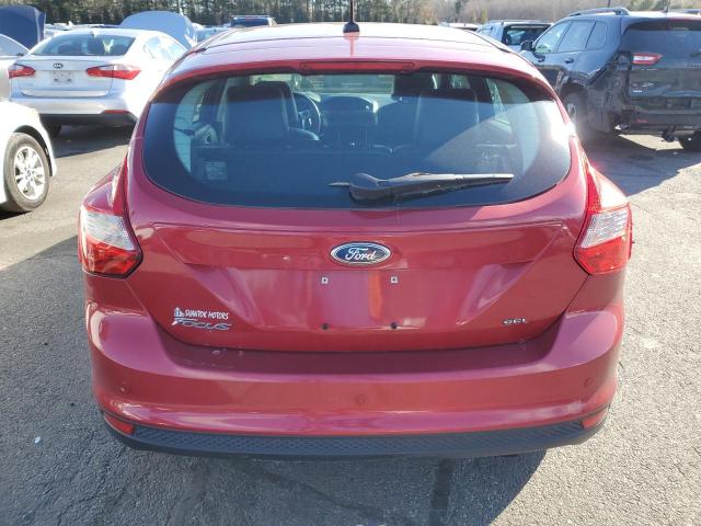 1FAHP3M22CL471622 - 2012 FORD FOCUS SEL RED photo 6